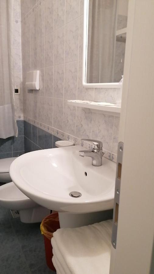 לידו די ג'סולו New Hotel מראה חיצוני תמונה