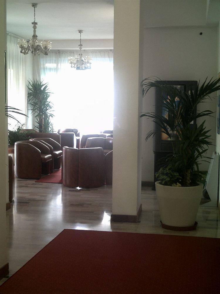 לידו די ג'סולו New Hotel מראה חיצוני תמונה