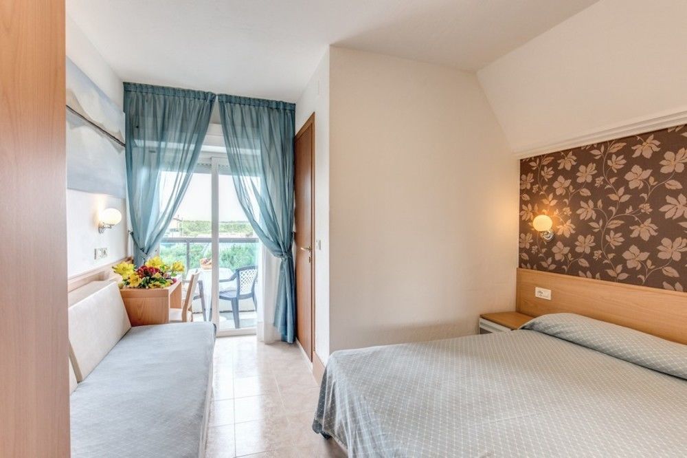 לידו די ג'סולו New Hotel מראה חיצוני תמונה